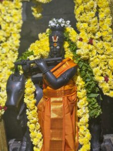 Gopalakrishna Idol In Tumkur Krishna Nagara