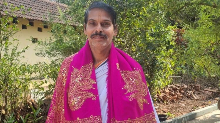ಶಿರೂರು ಮಠ- ಕೃಷ್ಣ ಮಠದ ದಿವಾನರಾದ ಡಾ. ಅರುಣ್ ಕುಮಾರ್ ಸರಳತ್ತಾಯ