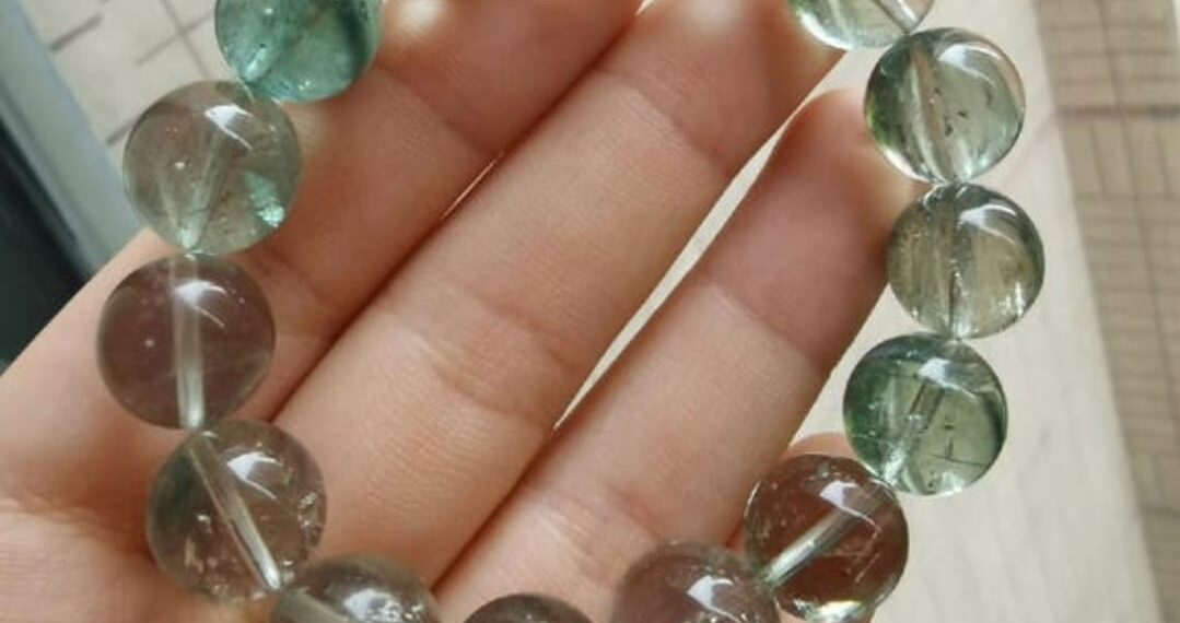 Haritashwa Ratna Bracelet for Mithuna Rashi (ಮಿಥುನ ರಾಶಿಯ ಹರಿತಾಶ್ವ ರತ್ನದ ಬ್ರೇಸ್‌ಲೆಟ್)