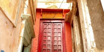 ಕಾಶಿಯ ಪಾತಾಳ ವಾರಾಹಿ ದೇವಿಯ ದರ್ಶನ ರಂಧ್ರಗಳು ಮತ್ತು ದೇವಸ್ಥಾನದ ಪರಿಸರ